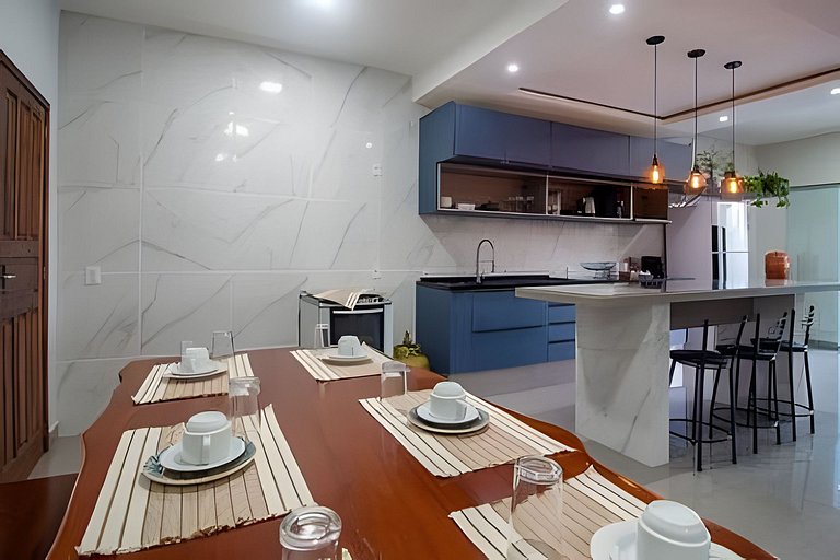 4 suítes com AR 800m da praia cozinha completa