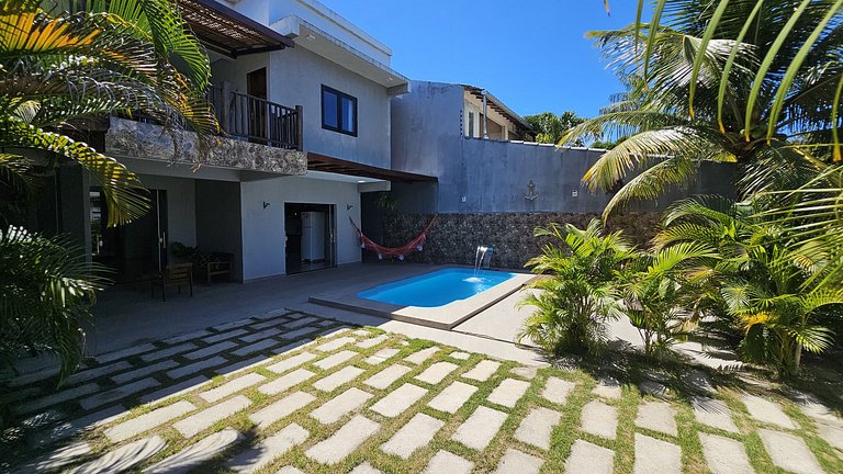 4 suítes com AR 800m da praia cozinha completa
